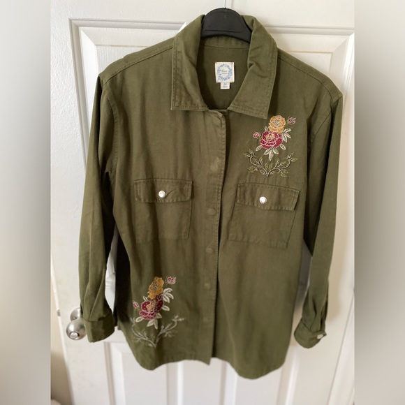 Francesca Olive Green Embroidery Long sleeve Shirt - Picture 5 of 12